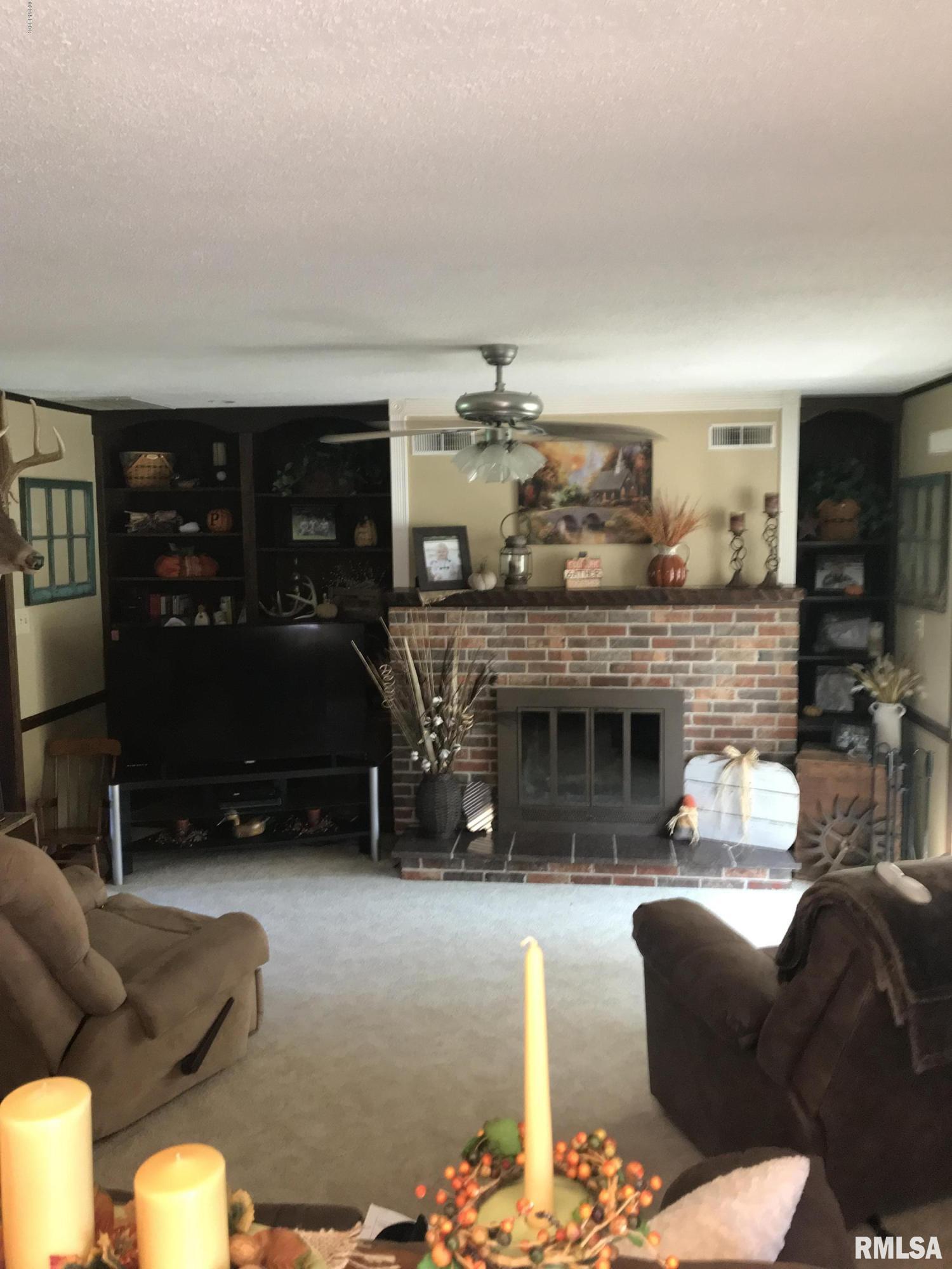 3456 Parker Road Alma, IL 62807 - Photo 3 of 24