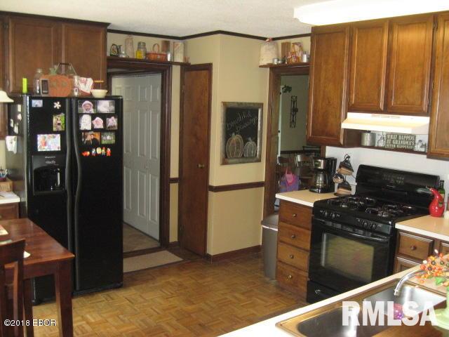 3456 Parker Road Alma, IL 62807 - Photo 6 of 24