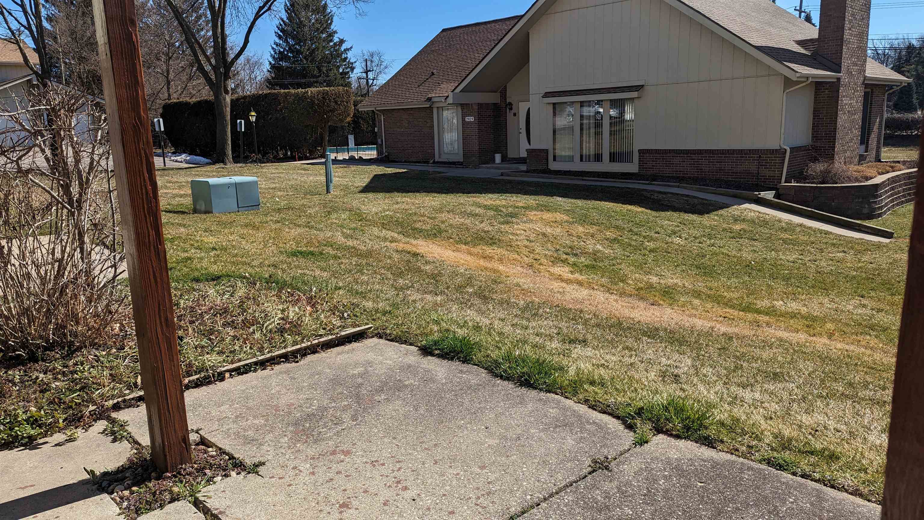 2941 Meadowbrook Drive Rochester, MI 48309 - Photo 26 of 29 50134644-78791627-db5a-4ee5-bf5f-43a68fc3a86e.JPG