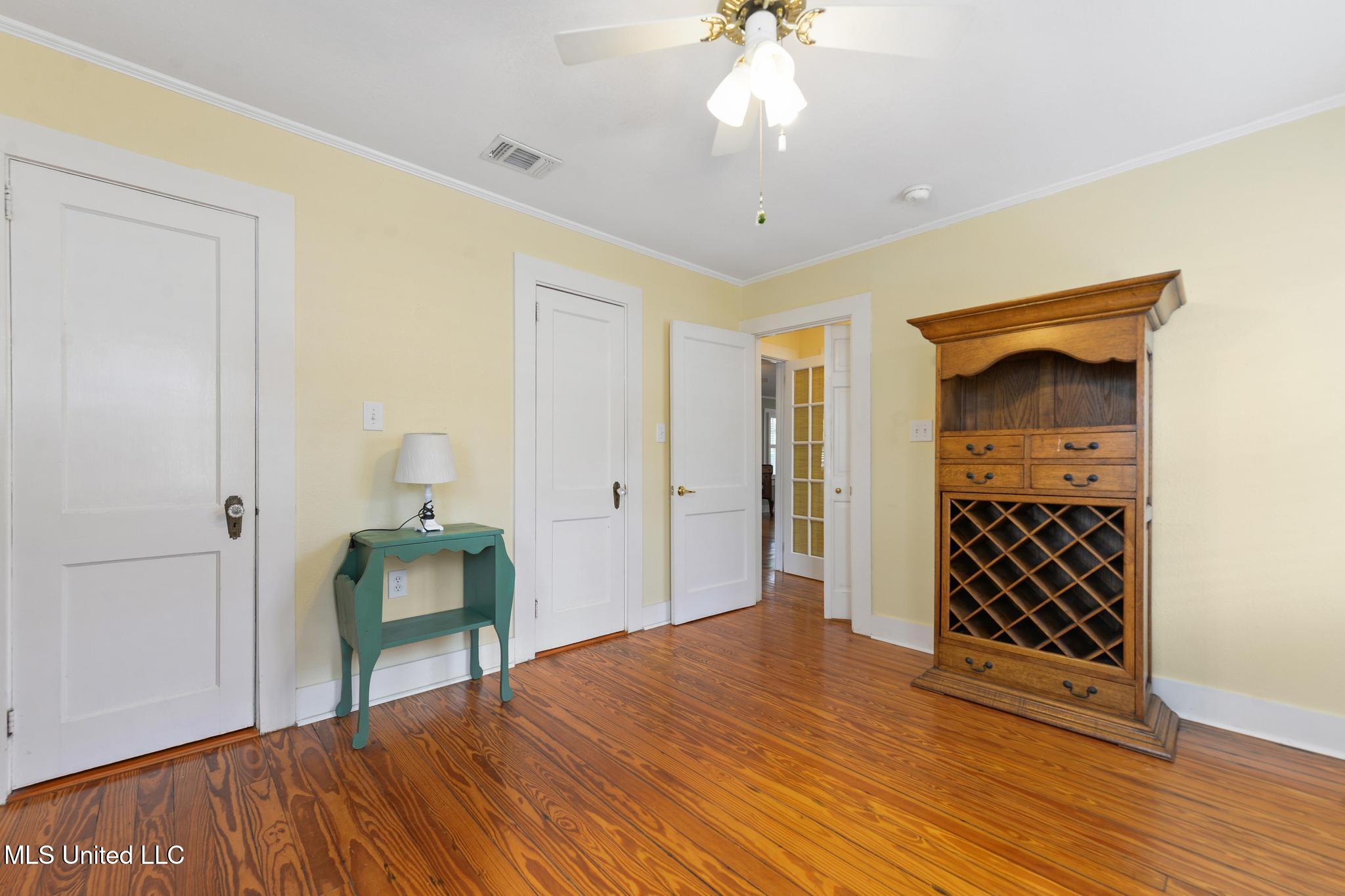 321 State Street Bay St. Louis, MS 39520 - Photo 13 of 32 013