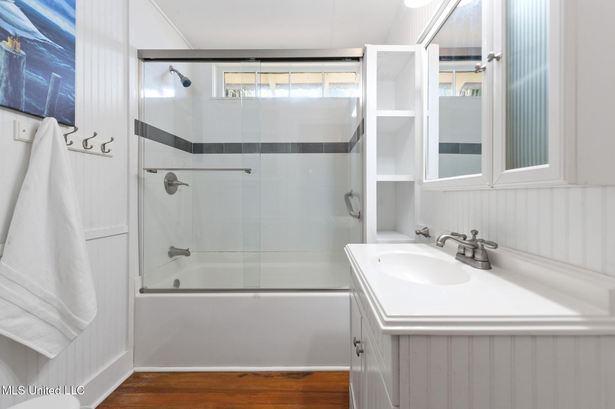 321 State Street Bay St. Louis, MS 39520 - Photo 14 of 32 014