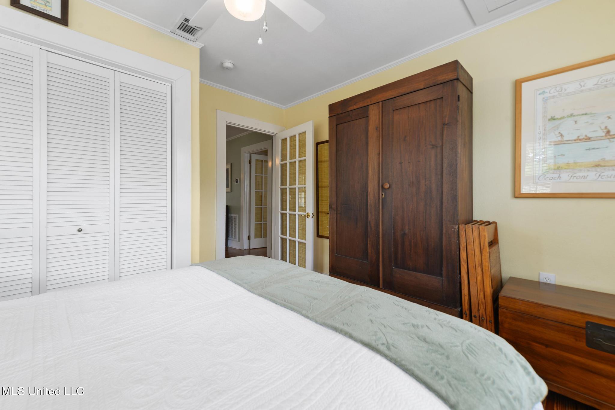 321 State Street Bay St. Louis, MS 39520 - Photo 16 of 32 016