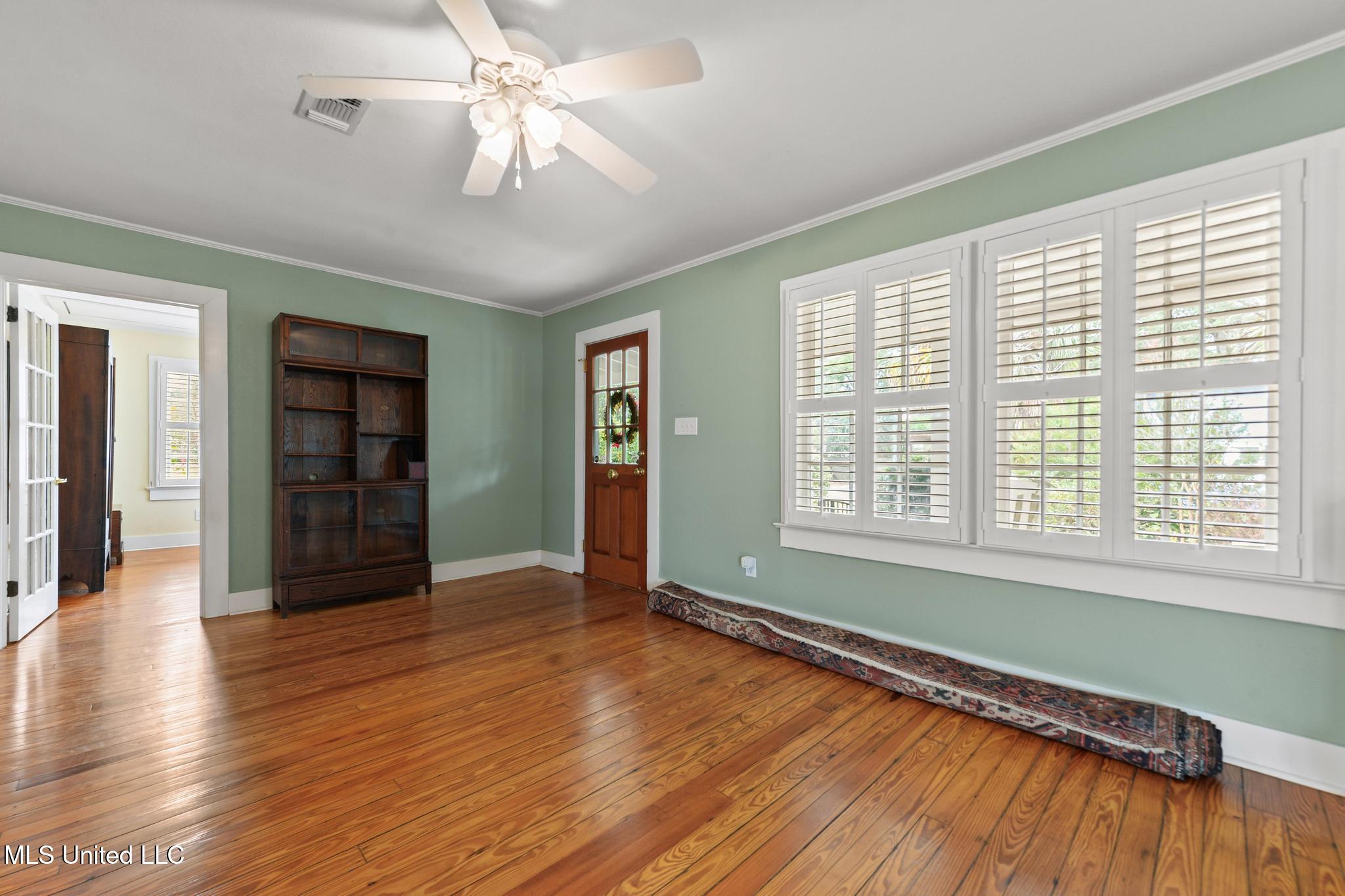 321 State Street Bay St. Louis, MS 39520 - Photo 5 of 32 005