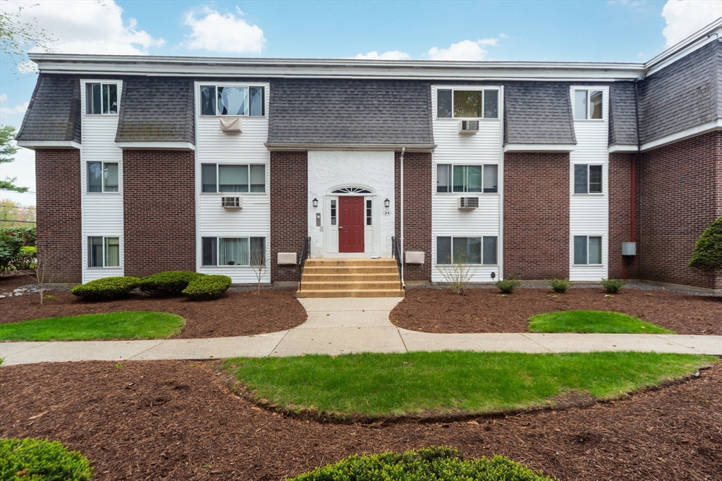 44 Will Drive, Unit 58 Canton, MA 02021 - Photo 2 of 34