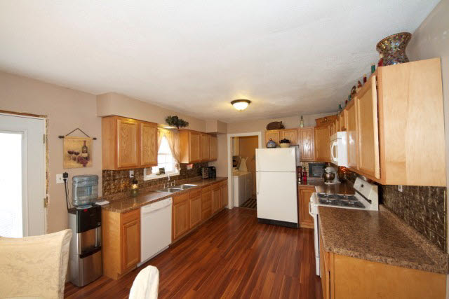 2119 Bethel Road Vergennes, IL 62994 - Photo 16 of 34