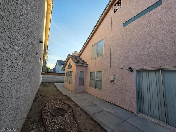 $1,775 | 6561 Avon Court, Las Vegas, NV 89108
