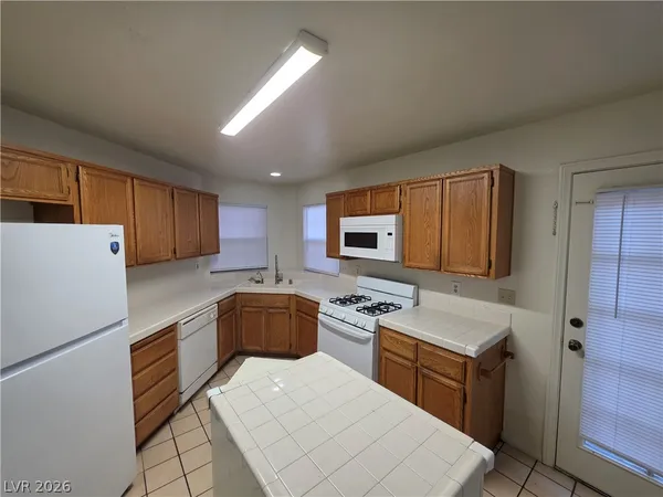 $1,775 | 6561 Avon Court, Las Vegas, NV 89108