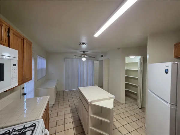 $1,775 | 6561 Avon Court, Las Vegas, NV 89108