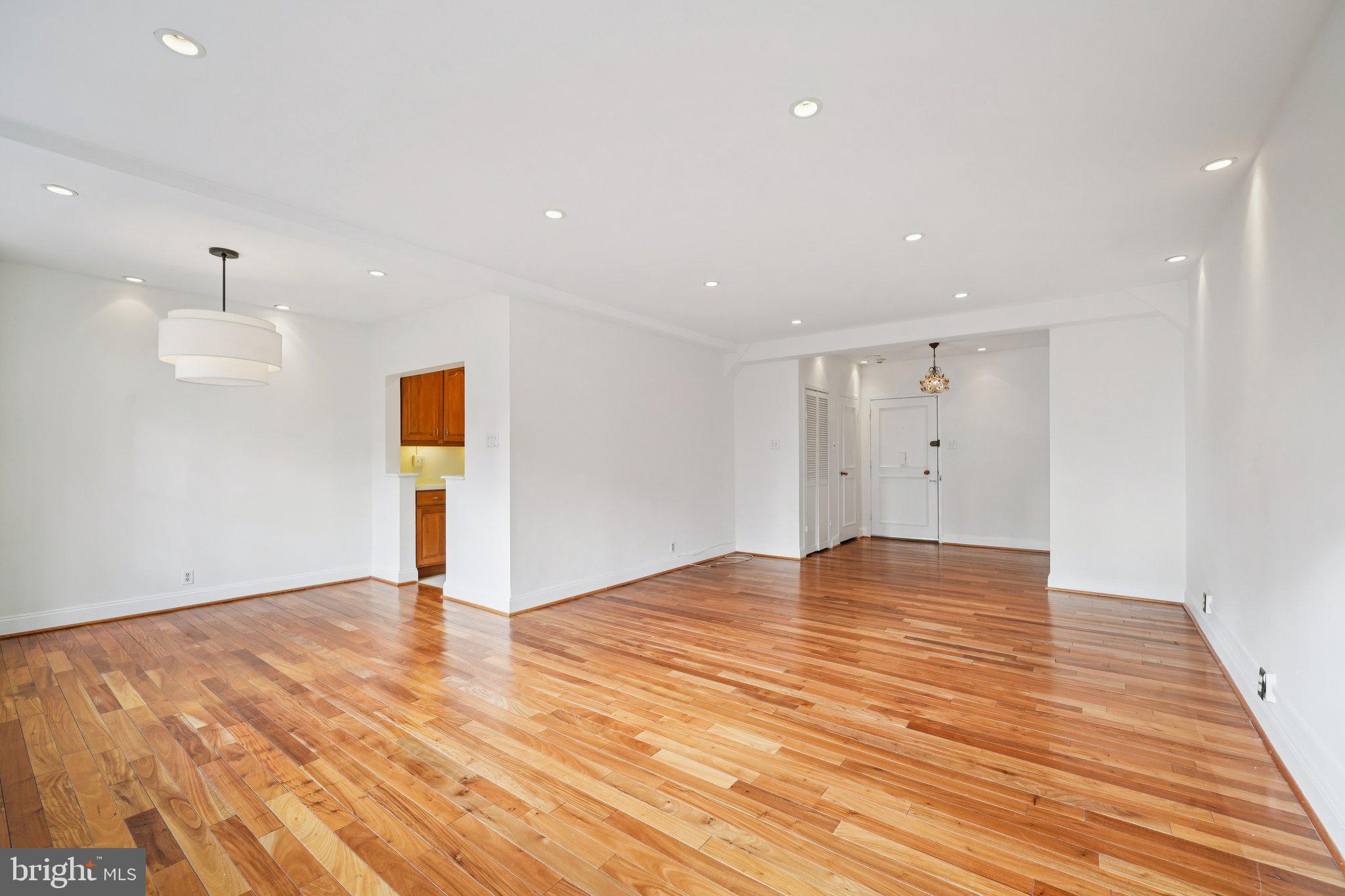 220 West Rittenhouse Square, Unit 8B Philadelphia, PA 19103 - Photo 12 of 31