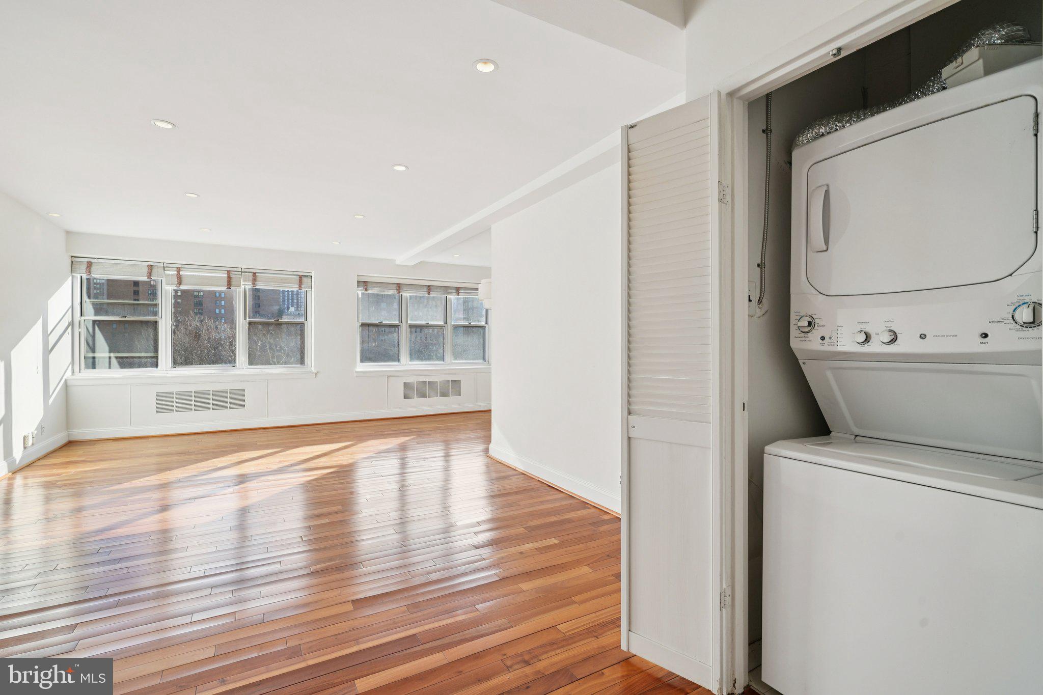 220 West Rittenhouse Square, Unit 8B Philadelphia, PA 19103 - Photo 25 of 31