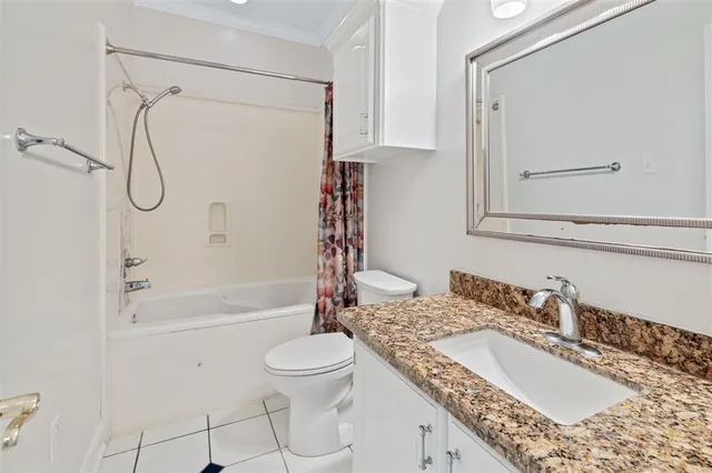 $445,000 | 4012 Woodcrest Lane, Lake Charles, LA 70605