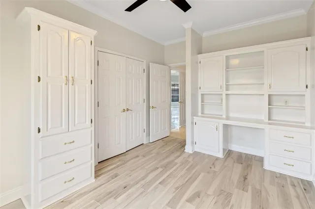 $445,000 | 4012 Woodcrest Lane, Lake Charles, LA 70605