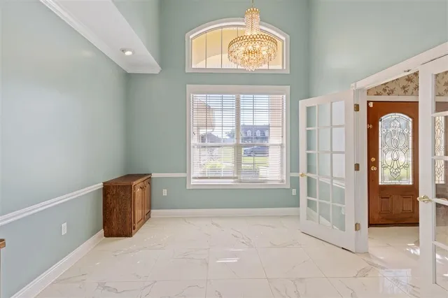 $445,000 | 4012 Woodcrest Lane, Lake Charles, LA 70605