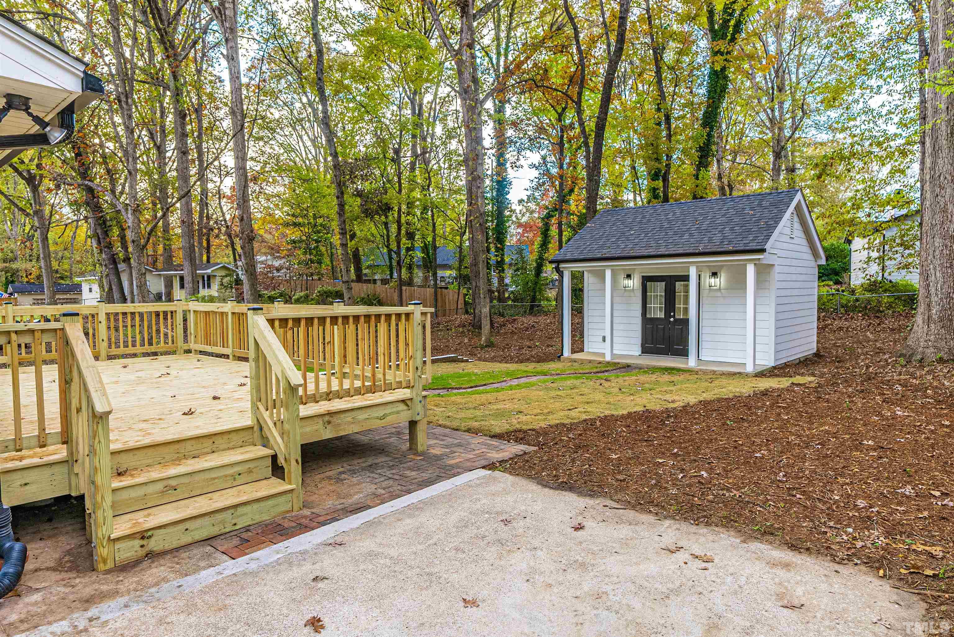 5405 Emerson Drive Raleigh, NC 27609 - Photo 37 of 46