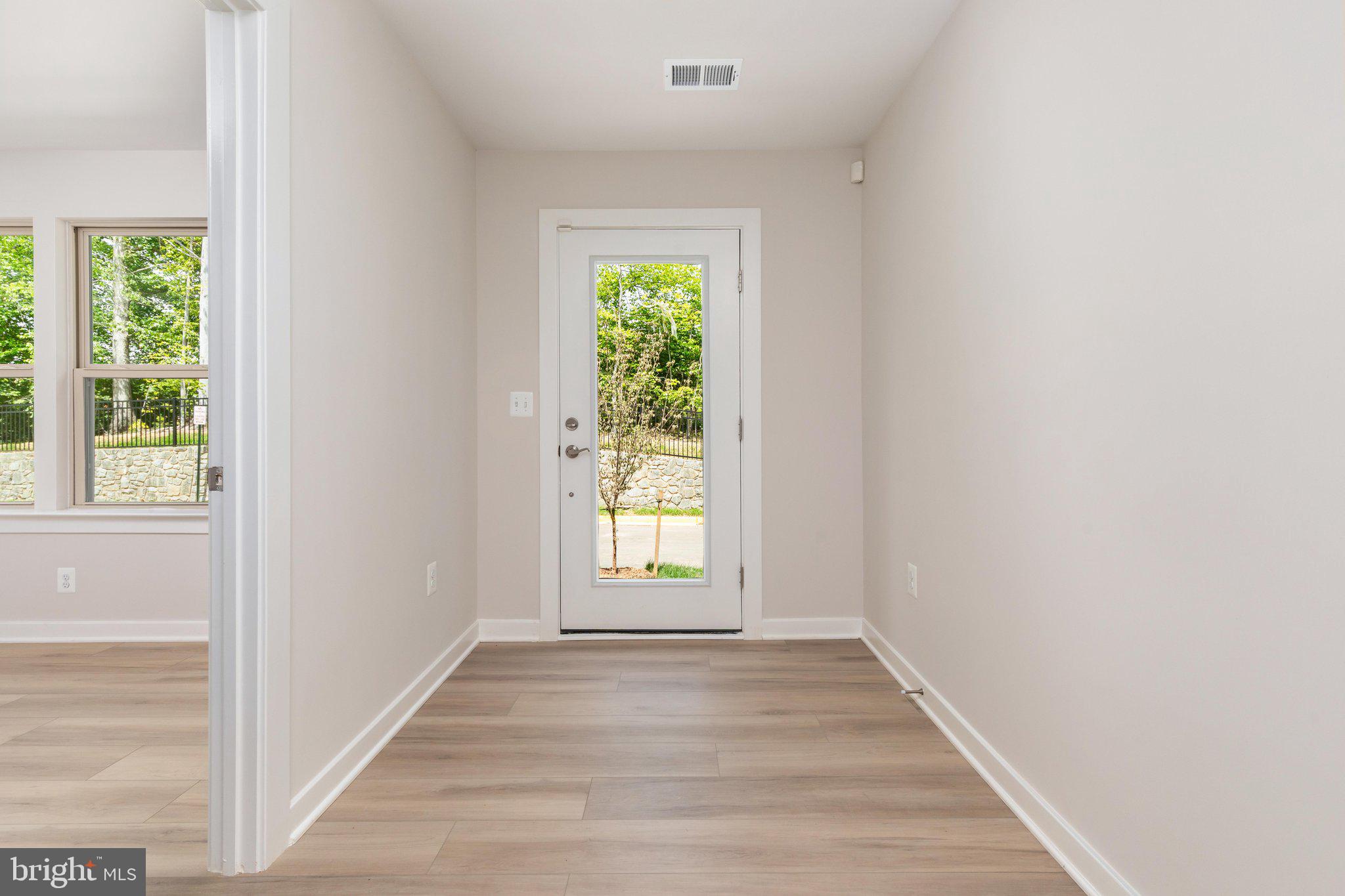 13658 Cobble Loop Woodbridge, VA 22193 - Photo 35 of 40