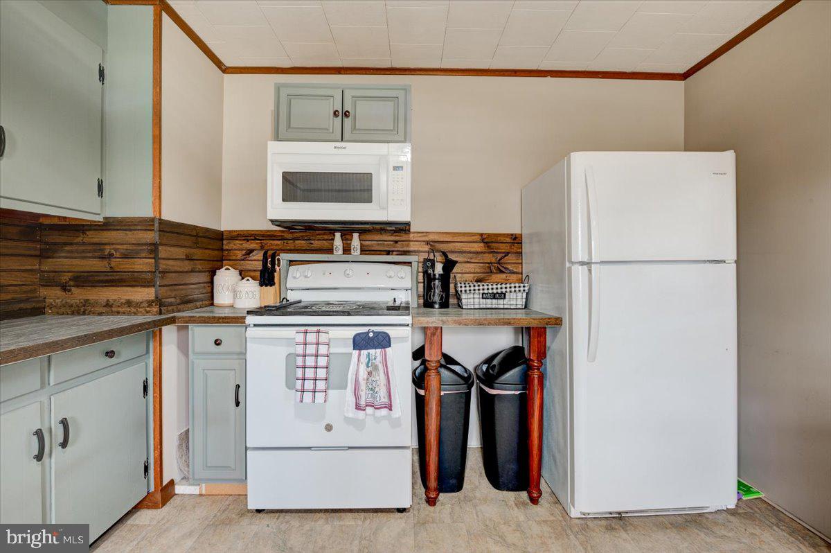 9621 Mentzer Gap Road Waynesboro, PA 17268 - Photo 10 of 48 Gallery Image 10