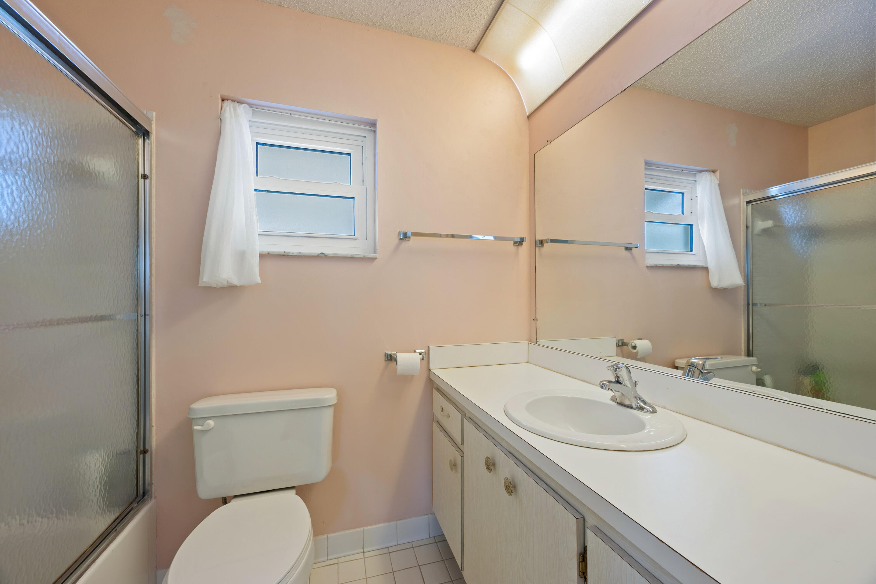 1828 Southwest 17th Street Boynton Beach, FL 33426 - Photo 13 of 21 Guest Bathroom