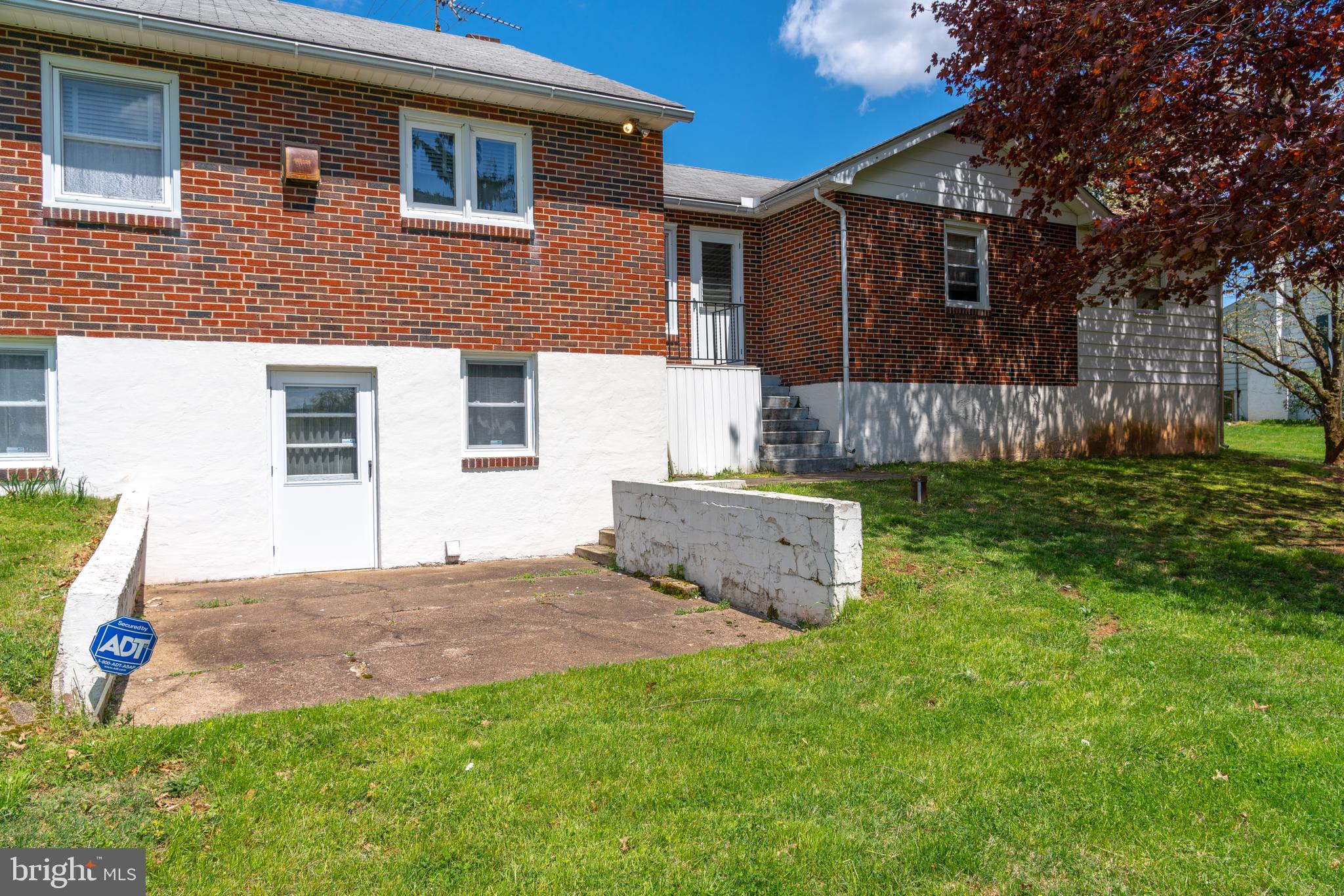2574 Kutztown Road Pennsburg, PA 18073 - Photo 10 of 44 Gallery Image 10