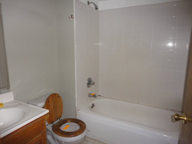 1018 Wheeler Road Allenton, MI 48002 - Photo 9 of 17 31083149-8.JPG