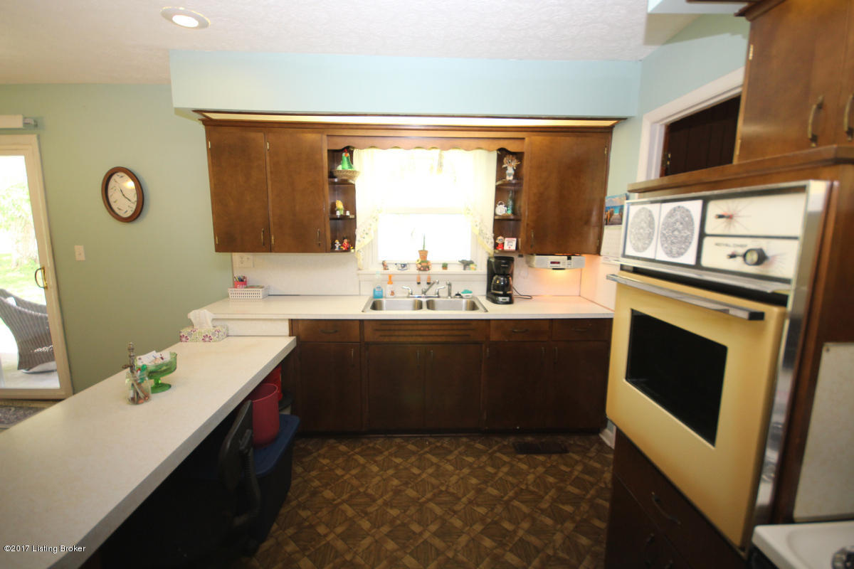 2832 Bowling Green Road Caneyville, KY 42721 - Photo 25 of 41 Image40