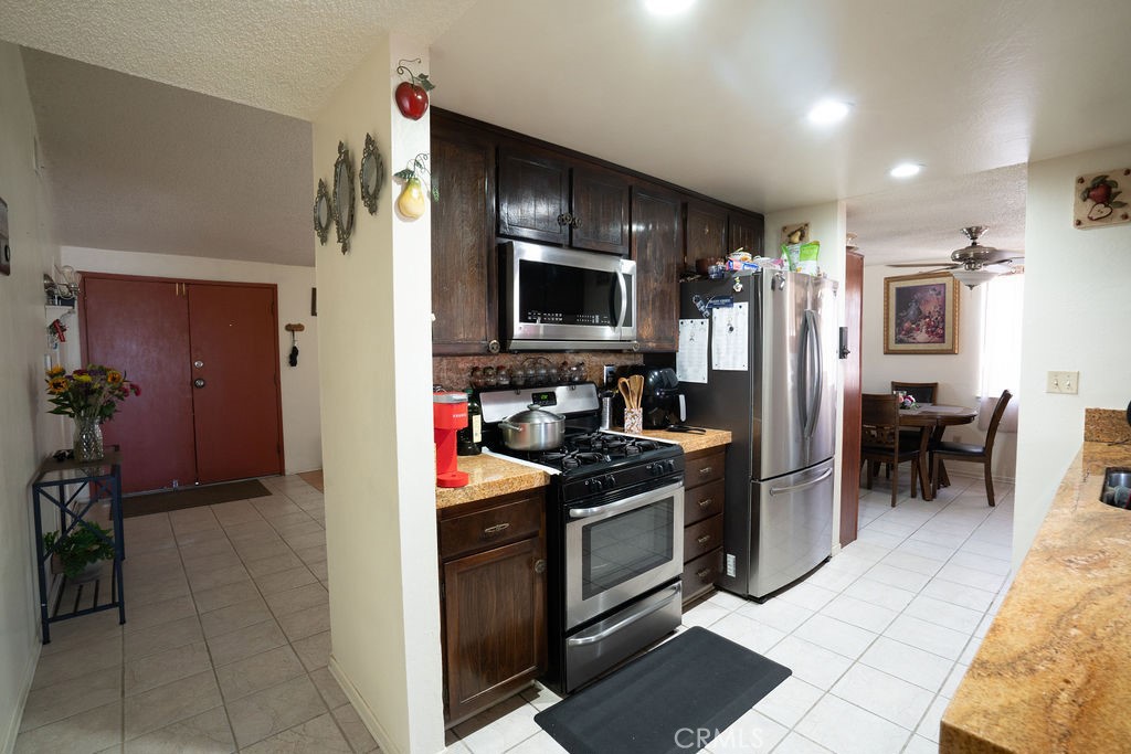 37406 3rd Palmdale, CA 93550 - Photo 10 of 42