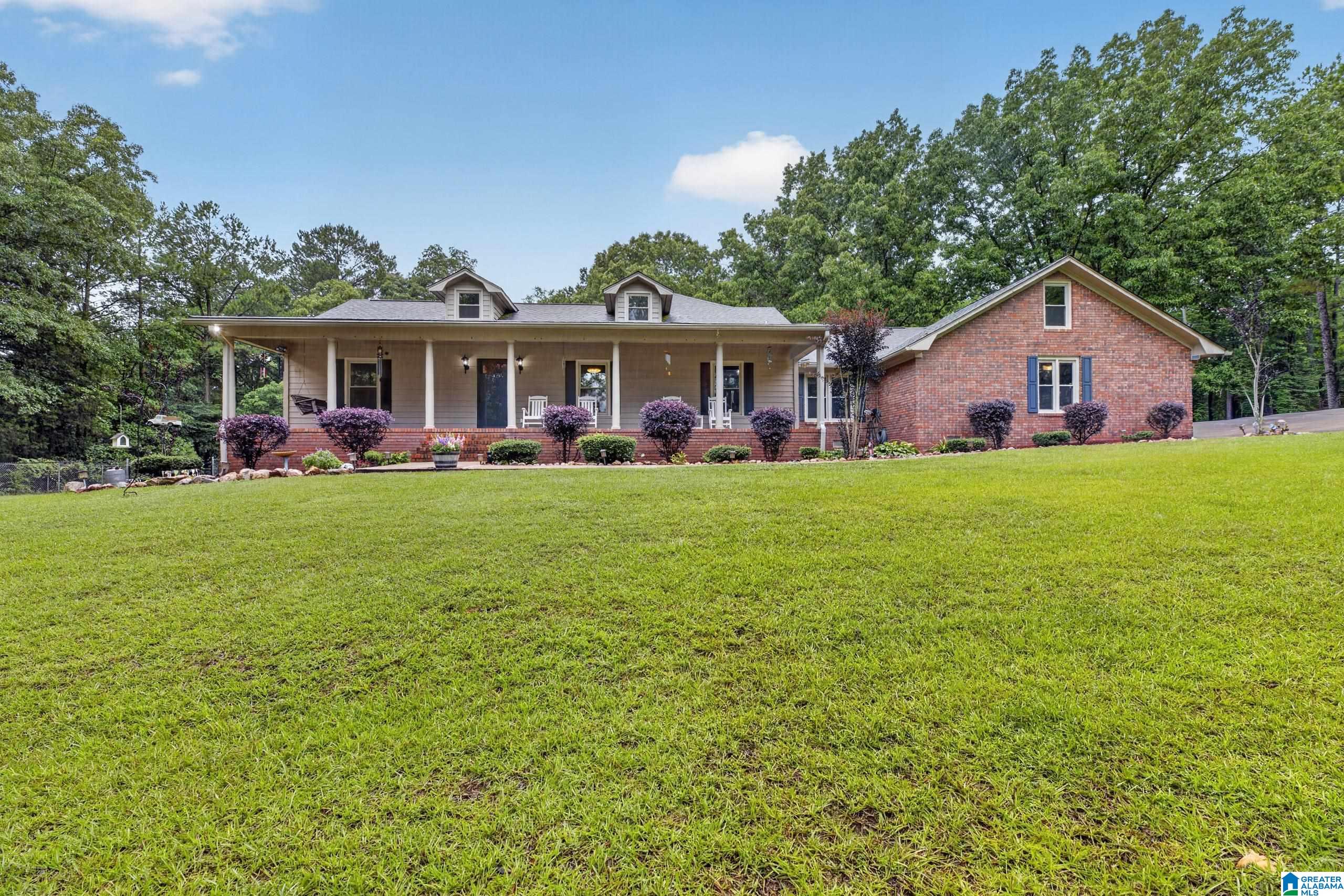 574 Talladega Creek Road Talladega, AL 35160 - Photo 4 of 64