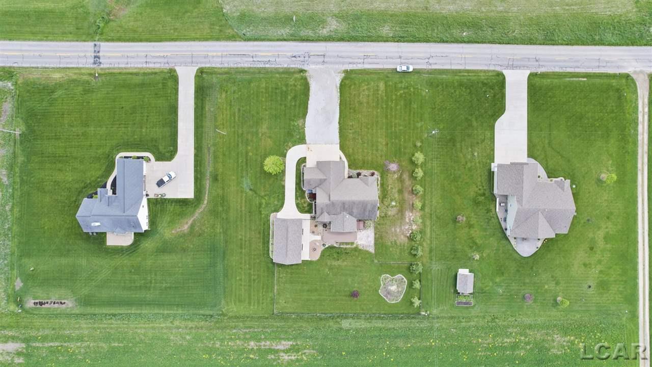 6484 Burton Road Adrian, MI 49221 - Photo 42 of 54 50074529-41.JPG