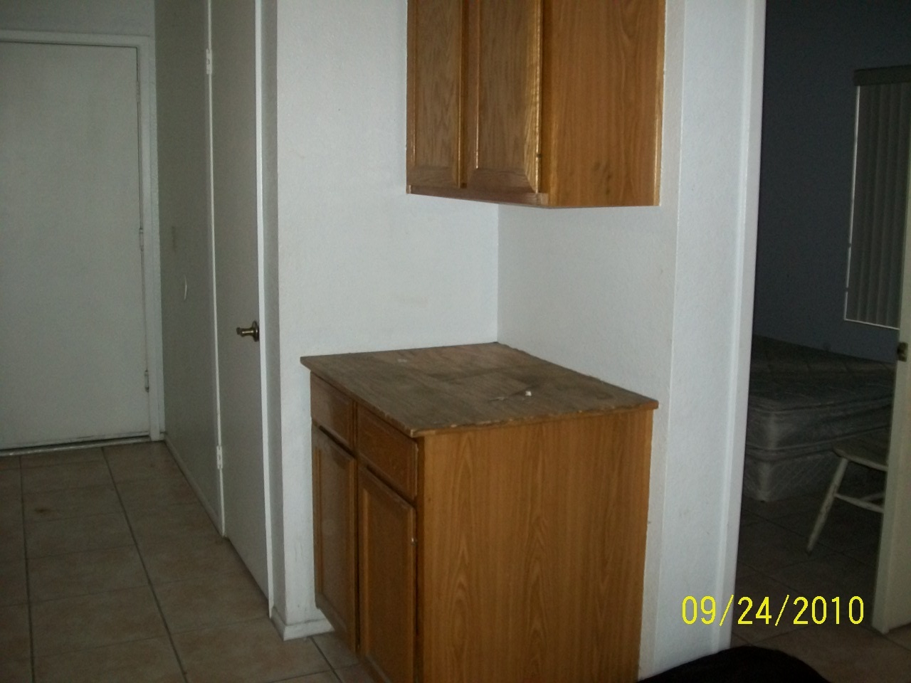 1749 East Carson Road Phoenix, AZ 85042 - Photo 3 of 5 Built in cabinets in hallway