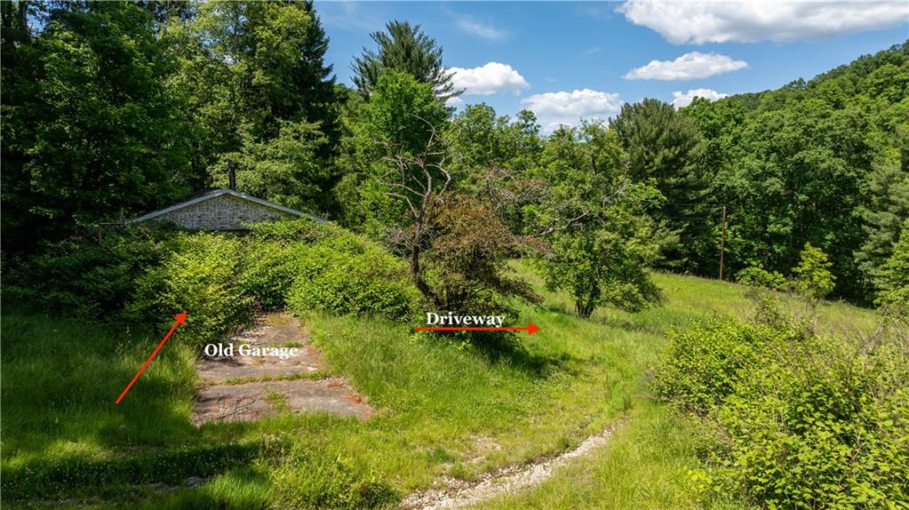 135 Oak Grove Road Industry, PA 15052 - Photo 9 of 10