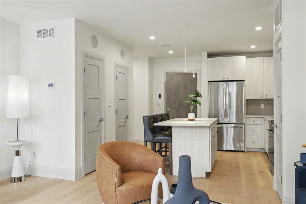 34 Oak Street, Unit 102 Boston, MA 02136 - Photo 7 of 29