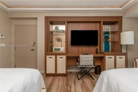 $599,000 | 551 North Fort Lauderdale Beach Boulevard, Unit H1715, Fort Lauderdale, FL 33304