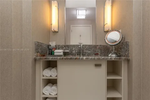 $599,000 | 551 North Fort Lauderdale Beach Boulevard, Unit H1715, Fort Lauderdale, FL 33304