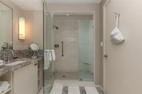 $599,000 | 551 North Fort Lauderdale Beach Boulevard, Unit H1715, Fort Lauderdale, FL 33304