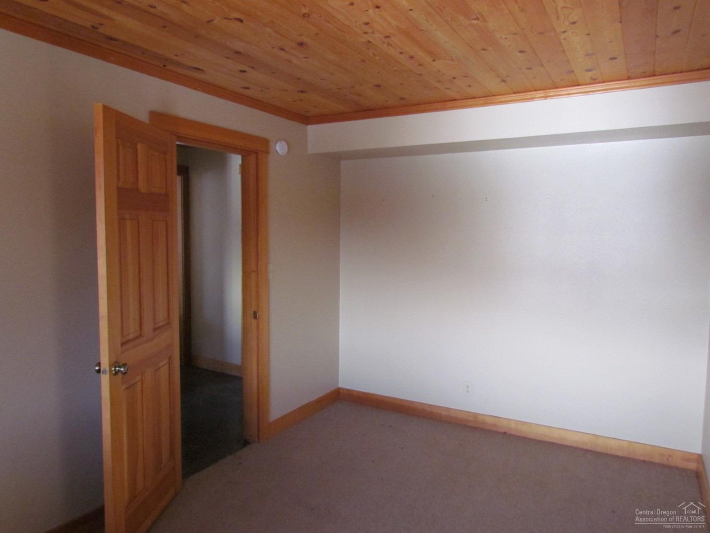 17600 Vandevert Road Bend, OR 97707 - Photo 18 of 24 Additional Photo