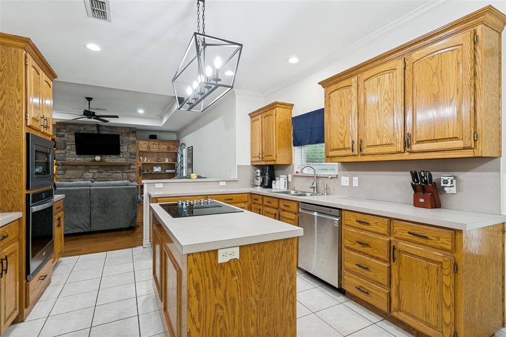 1508 Vista Verde Road Denton, TX 76210 - Photo 11 of 25