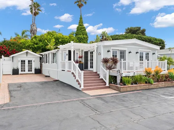 $475,000 | 699 North Vulcan Avenue, Unit 106, Encinitas, CA 92024