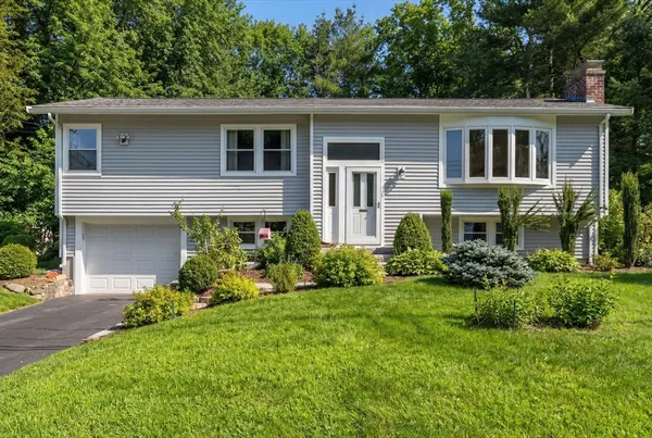 $775,000 | 19 Rolling Lane, Framingham, MA 01701