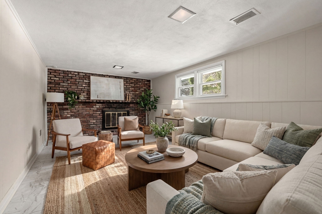 19 Rolling Lane Framingham, MA 01701 - Photo 15 of 30