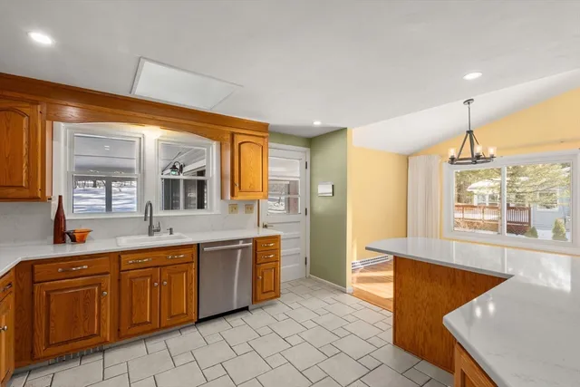 $775,000 | 19 Rolling Lane, Framingham, MA 01701