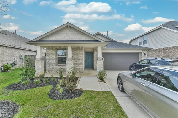 $2,500 | 19111 Friesian Stallion Drive, Tomball, TX 77377