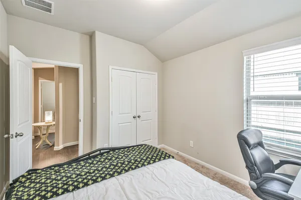 $2,500 | 19111 Friesian Stallion Drive, Tomball, TX 77377