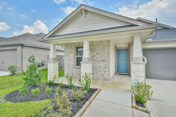 $2,500 | 19111 Friesian Stallion Drive, Tomball, TX 77377