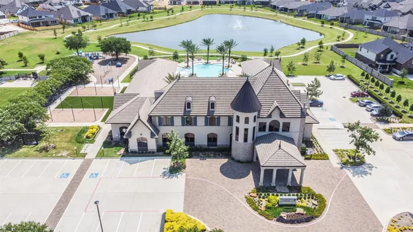 $2,500 | 19111 Friesian Stallion Drive, Tomball, TX 77377