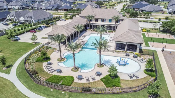 $2,500 | 19111 Friesian Stallion Drive, Tomball, TX 77377