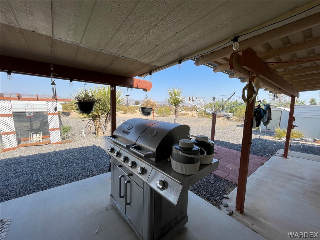549 Mormon Flat Road Golden Valley, AZ 86413 - Photo 23 of 41 Patio