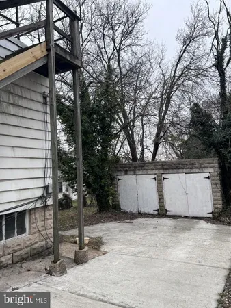 a view of a outdoor space