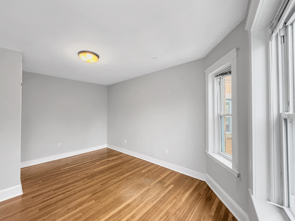 595 Centre Street, Unit 3 Boston, MA 02130 - Photo 12 of 15