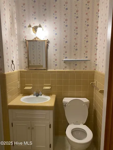 $269,500 | 203 Brentwood Drive North, Wilson, NC 27893