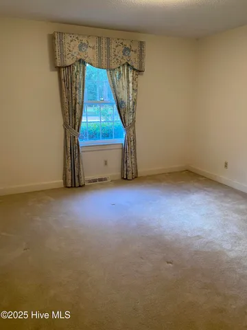 $269,500 | 203 Brentwood Drive North, Wilson, NC 27893