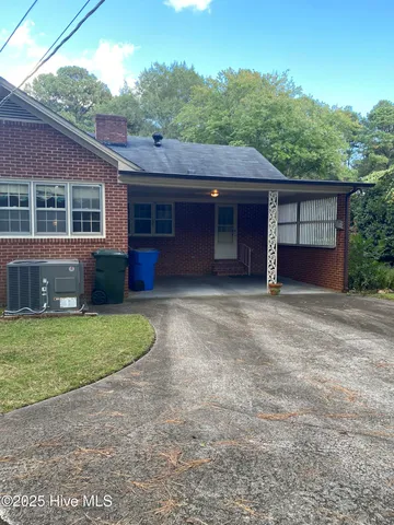 $269,500 | 203 Brentwood Drive North, Wilson, NC 27893